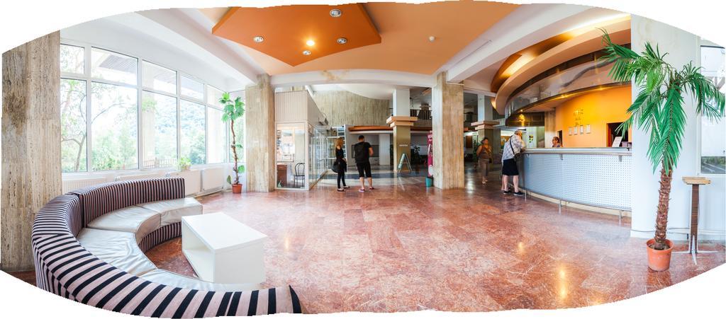 Hotel Dacia Băile Herculane Exterior foto